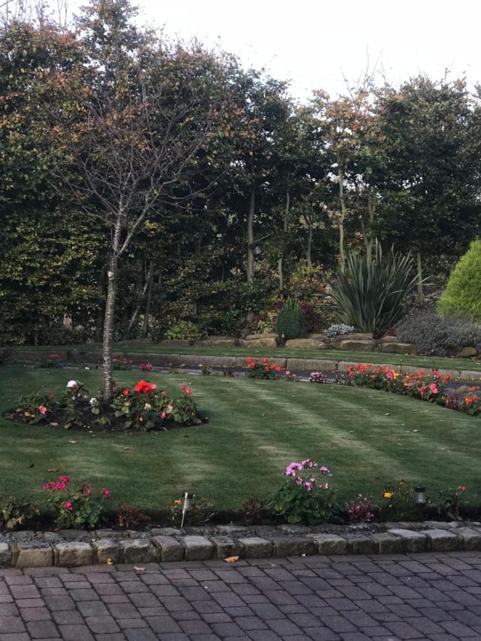 Mickering Barn Bed & Breakfast Aughton Екстериор снимка