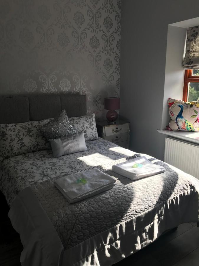 Mickering Barn Bed & Breakfast Aughton Екстериор снимка